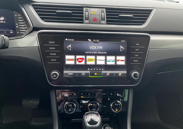 Skoda Superb cena 128900 przebieg: 60000, rok produkcji 2021 z Dynów małe 781